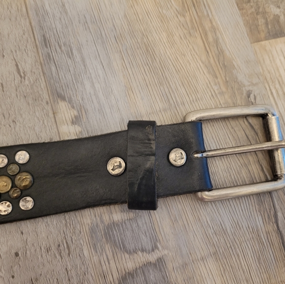 Will leather goods studded belt - Picture 6 of 9